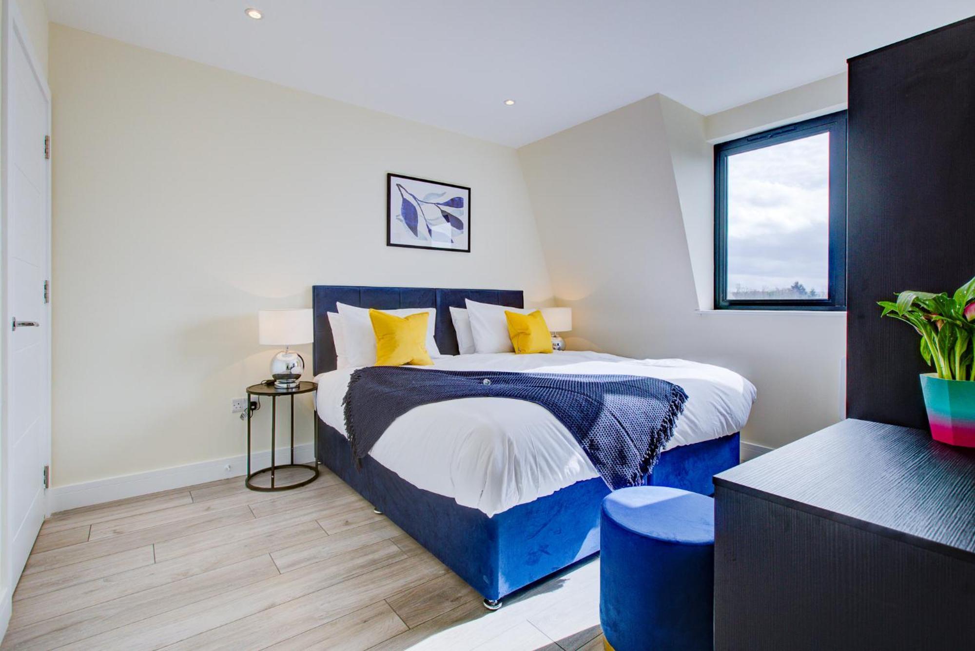 דירות Cheam Hybrid Resi - London, Sutton With Onsite Car Parking מראה חיצוני תמונה